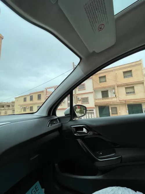 Peugeot 208 2012 Allure