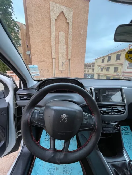 Peugeot 208 2012 Allure