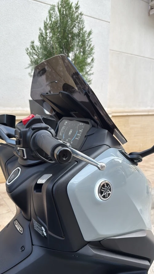 Yamah Tmax 563 2025