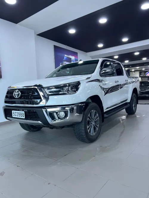Toyota Revo  2026 Souadi
