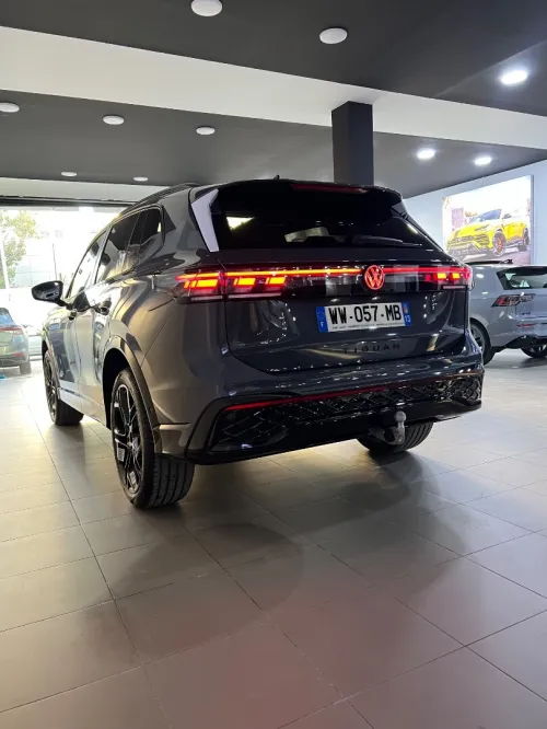 Volkswagen Tiguan 2025 R-Line
