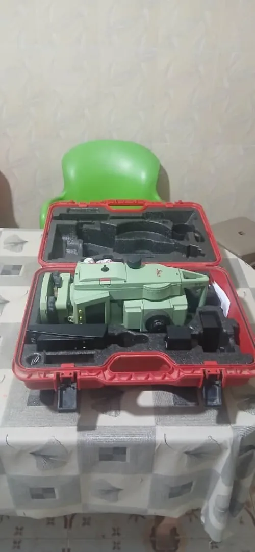 Topographe 407
