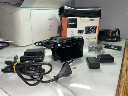 Sony A6000