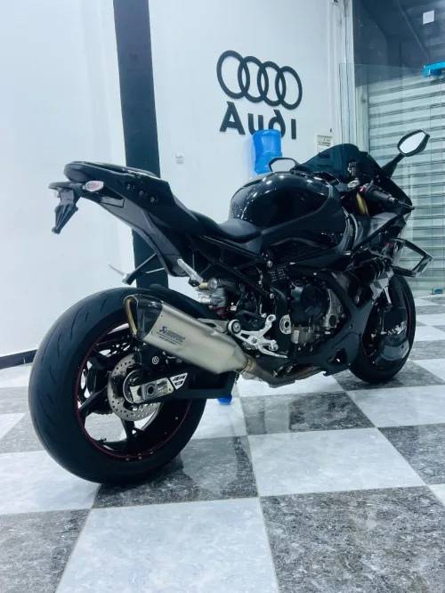 BMW S1000RR 
