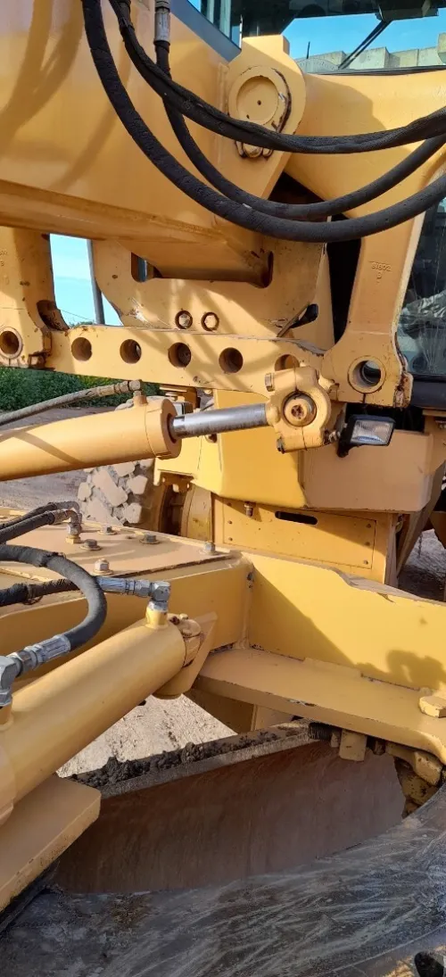 نيفلاز شومبيو Niveleuse champion 720A VHP series Vi 