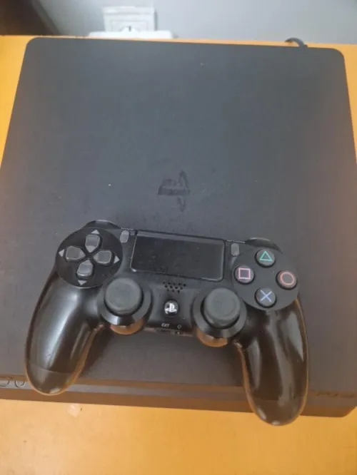 Ps4 slim