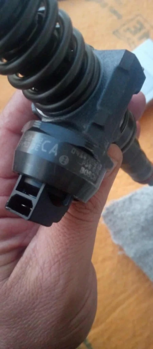 2 injecteur golf 4 la 100 spéciale