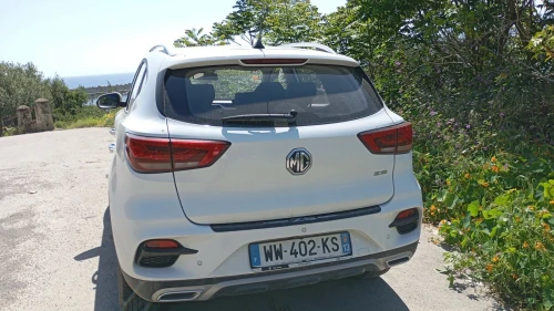 MG ZS 2023 
