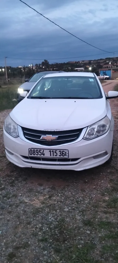 Chevrolet Optra 4 portes 2015 Optra 4 portes