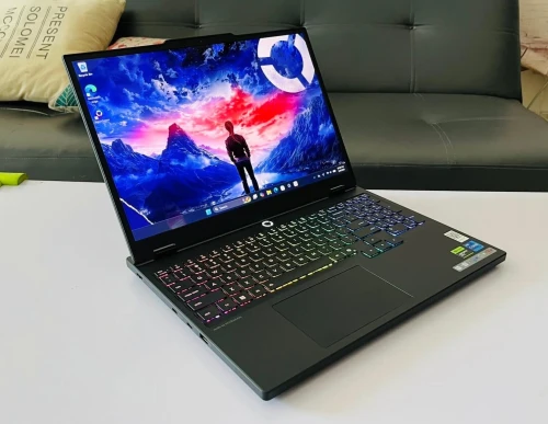 Lenovo Legion Pro 5i ULTRA 7 255HX /RTX 5060/RAM 16GB /SSD 1TB /ECRAN 16" OLED 165