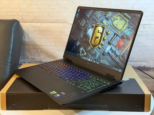 HP OMEN 16-ap 0020ca  Ryzen  AI 9 365 APU/RTX 5070  /RAM 32 GB 5600HZ /SSD 1TB /ECRAN 16 " /165HZ