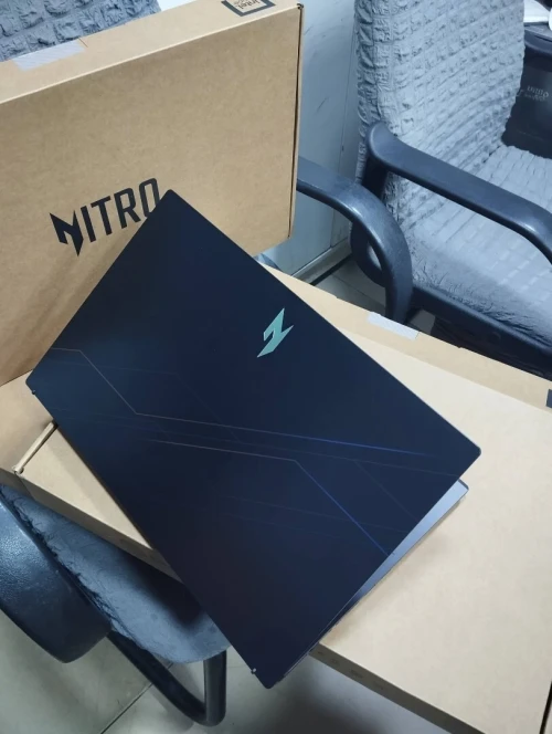 ACER NITRO V15- RYZEN 5 7535HS / RTX 3050 / RAM 8GB / SSD 512GB / ECRAN 15.6" FHD 144HZ
