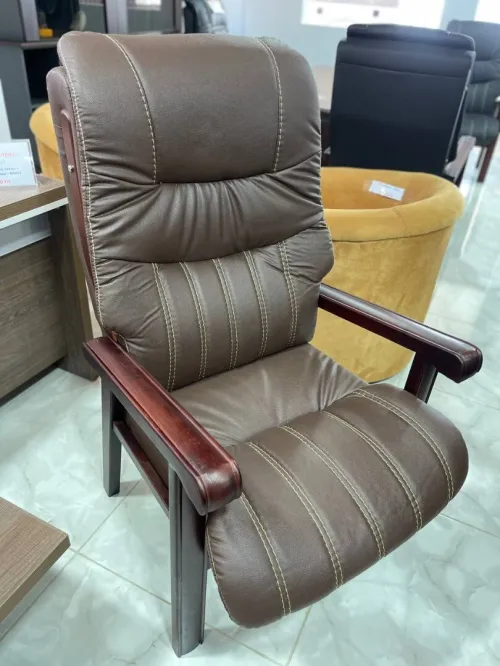 Chaise pdg opérateur visiteur