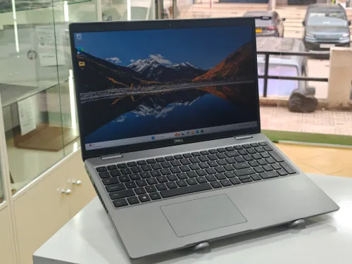DELL LATITUDE 5520 INTEL CORE I7 1185G7 16 GB 256GB SSD NVME 15,6 FULLHD TACTILE