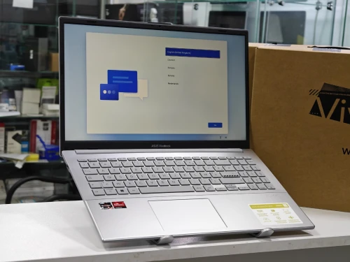 ASUS VIVOBOOK GO RYZEN 5 7520U 16GB 1TB SSD 15,6" FHD NEUF SOUS EMBALLAGE JAMAIS UTILISÉ 