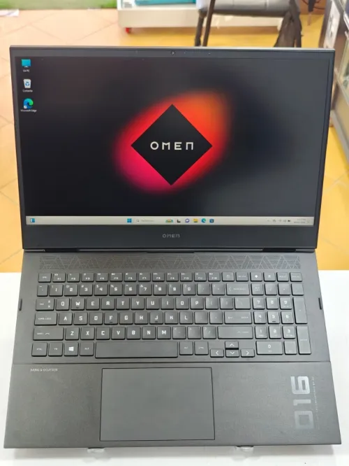 HP OMEN 16 I7 11800H 16GB 512 GB SSD RTX 3050TI 4GB 16,1 FHD