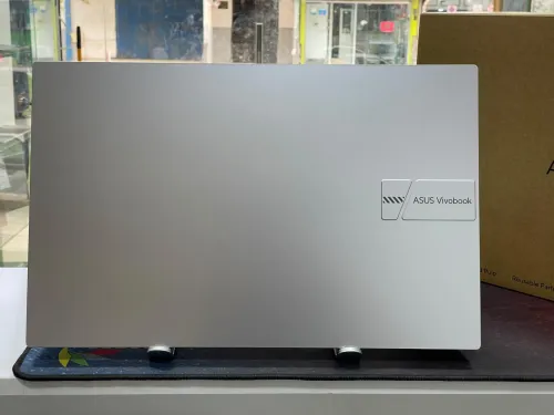 ASUS VIVOBOOK 17 X1704V i3 1315U 8GB 512GB SSD 17,3 FULLHD NEUF SOUS EMBALLAGE JAMAIS UTILISÉ 