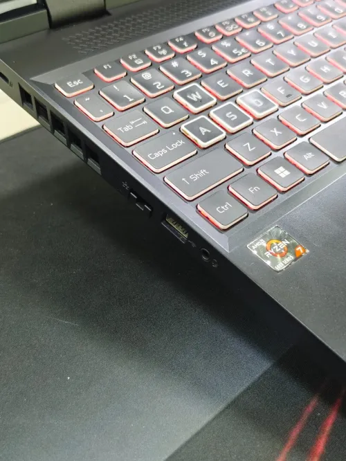 ACER NITRO 5 AMD RYZEN 7 6800H 16GB 512GB SSD NVME 15,6 FULLHD IPS 165Hz NVIDIA RTX 3060 6GB