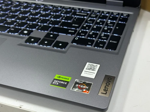 LENOVO LOQ 15 RYZEN 7 7435HS 24 GB 512 GB SSD RTX 4050 6GB NEUF JAMAIS UTILISÉ SOUS EMBALLAGE 