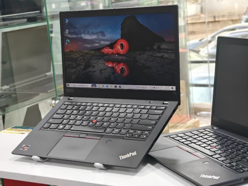 LENOVO THINKPAD T14 GEN 1 RYZEN 7 PRO 4750U 16GB 256GB SSD 14,1" FULL HD