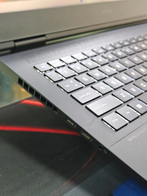 HP OMEN 16 I9 13900HX 16GB 1TB SSD NVME 16,1 QHD 240Hz RTX 4060 8GB 140W