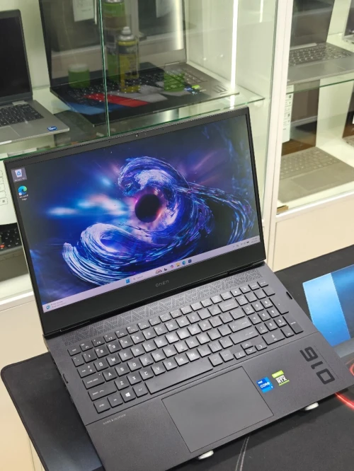 HP OMEN 16 i7 11800H 16GB 512GB SSD NVME 16,1 FULLHD IPS 144HZ NVIDIA RTX 3070 8GB
