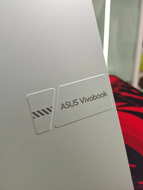 ASUS VIVOBOOK 15 INTEL CORE 5 120U 16GB 512GB SSD NVME 15,6 FULLHD IPS