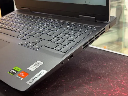 LENOVO LOQ 15 15APH8 RYZEN 7 7840HS 16GB 512GB SSD 15,6 FHD 144HZ NEUF SOUS EMBALLAGE 