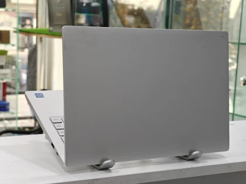 Xiaomi mi notebook timi i7 7400U 8GB 256GB SSD 