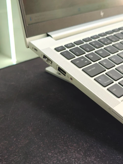 HP ELITEBOOK 630 G10 INTEL CORE I5 1335U 16GB 512GB SSD NVME 14,1 FULLHD IPS