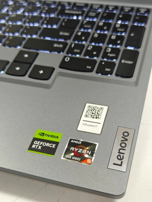 LENOVO LOQ 15 RYZEN 5 7235HS 24 GB 512GB RTX 3050 6GB 15,6 FHD 144HZ