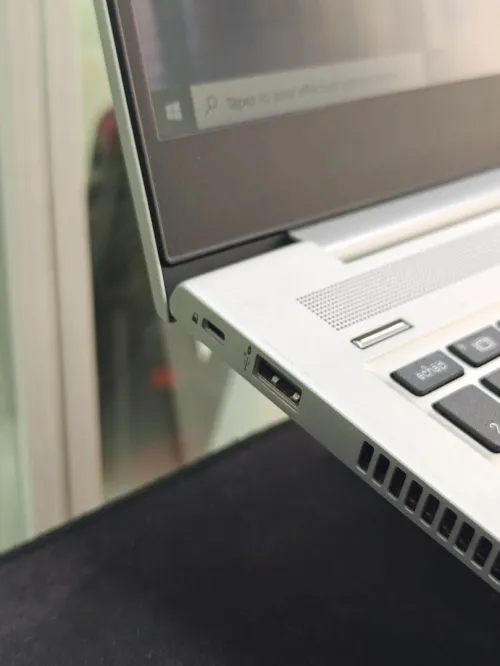 HP PROBOOK 440 G6 INTEL CORE I7 8665U 8GB 256GB SSD 14,1 FULLHD IPS