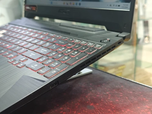 ASUS TUF F15 INTEL CORE I5 11400H 16GB 512GB SSD NVME 15,6 FULLHD IPS 144HZ NVIDIA RTX 3050 4GB