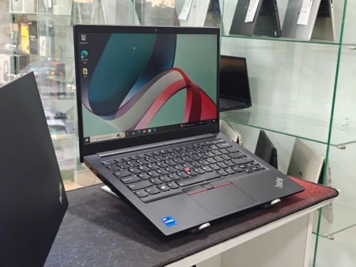 LENOVO THINKPAD E14 GEN2 I7 1165G7 16GB 512GB SSD 14,1 FULLHD