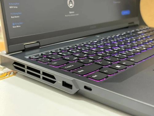 LENOVO LEGION 5 PRO 16 I9 13900HX 16GB 512 GB SSD RTX 4050 6GB NEUF SOUS EMBALLAGE JAMAIS UTILISÉ 