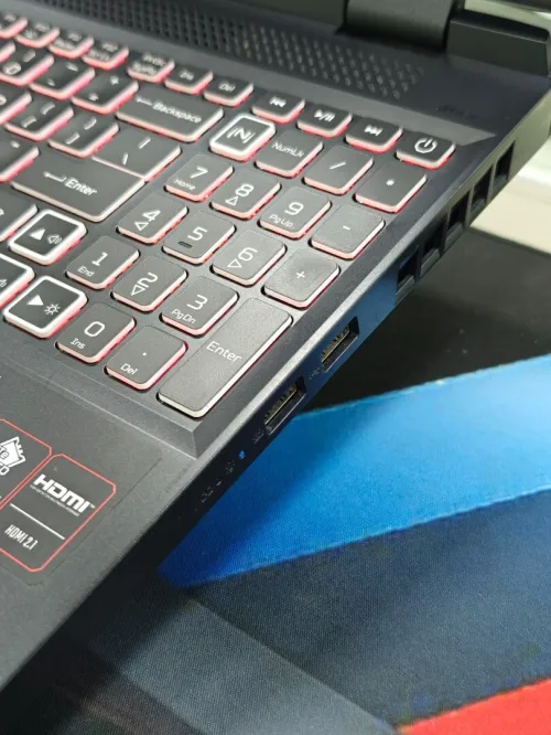 ACER NITRO 5 AMD RYZEN 7 6800H 16GB 512GB SSD NVME 15,6 FULLHD IPS 165Hz NVIDIA RTX 3060 6GB