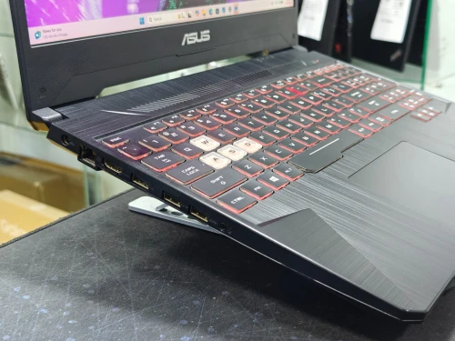 ASUS TUF A15 AMD RYZEN 7 3750H 16GB 512GB SSD GTX 1650 4GB 15,6 FULLHD 144Hz