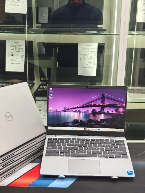 DELL LATITUDE 3330 INTEL CORE I5 1145G7 16GB 256GB SSD NVME 13,3 FULLHD IPS INTEL IRIS XE