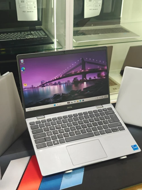 DELL LATITUDE 3330 INTEL CORE I5 1145G7 16GB 256GB SSD NVME 13,3 FULLHD IPS INTEL IRIS XE