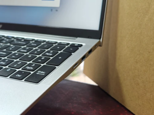 ACEMAGIC LAPTOP AX17 INTEL N97 16GB 512GB SSD 17,3 FULLHD NEUF SOUS EMBALLAGE JAMAIS UTILISÉ 