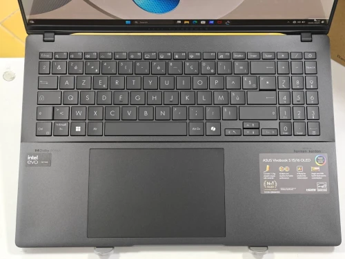 ASUS VIVOBOOK S 16 OLED S5606M ULTRA 9 185H 32GB 1TB SSD 16" 3,2K OLED NEUF SOUS EMBALLAGE 