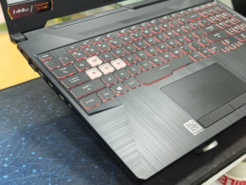ASUS TUF F15 I5 11400H 16GB 512GB SSD RTX 3050 4GB 15,6 FHD 144HZ 