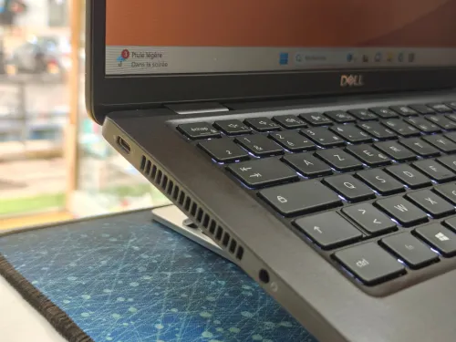 DELL LATITUDE 7320 I5 1145G7 VPRO 16GB 256GB SSD 13,3 FULLHD AZERTY LUMINEUX 