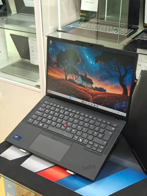 LENOVO THINKPAD T14 GEN5 INTEL CORE ULTRA 7 165U 16GB 256GB SSD NVME 14,1 FULLHD+