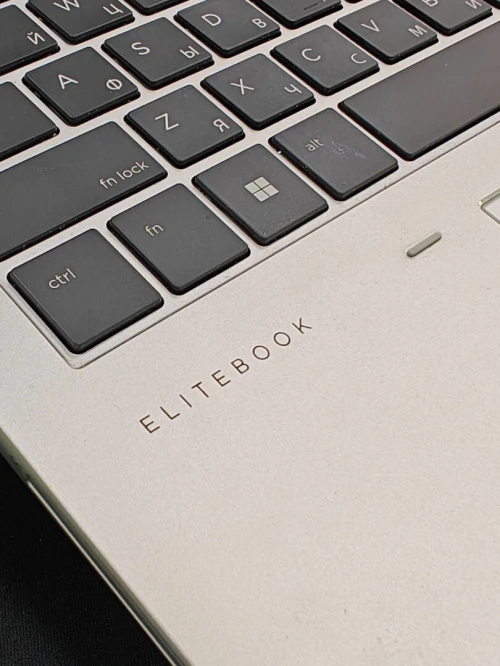 HP ELITEBOOK 860 G10 INTEL CORE I7 1355U 16GB 512GB SSD NVME 16,1 FULLHD+ IPS