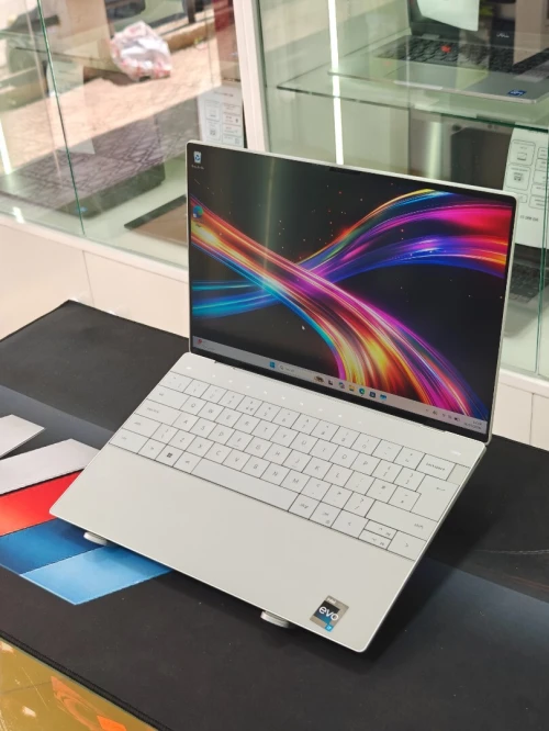DELL XPS 9320 I7 1260P 16GB 512GB SSD 13,3 FULLHD+