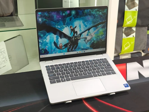 DELL PRO 14 INTEL CORE ULTRA 5 235U 16GB 512GB SSD NVME 14,1 FULLHD+