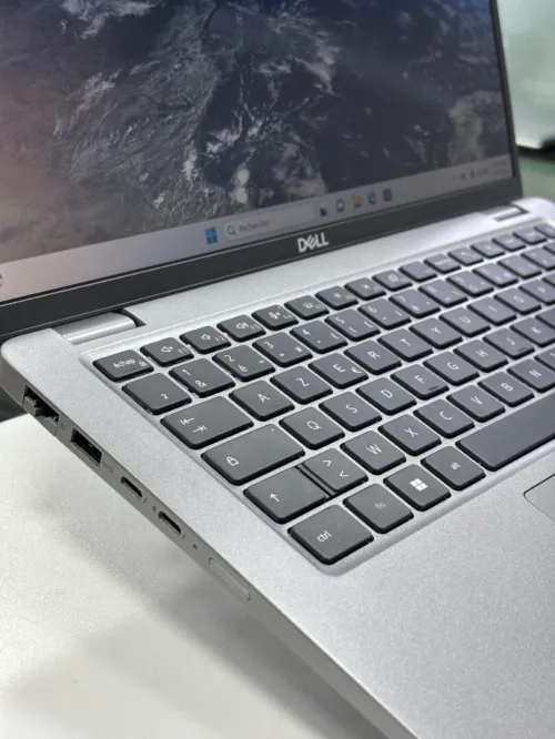 DELL LATITUDE 5440 I5 1345U VPRO 16GB 256GB SSD INTEL IRIS Xe QWERTY 14,1 FHD