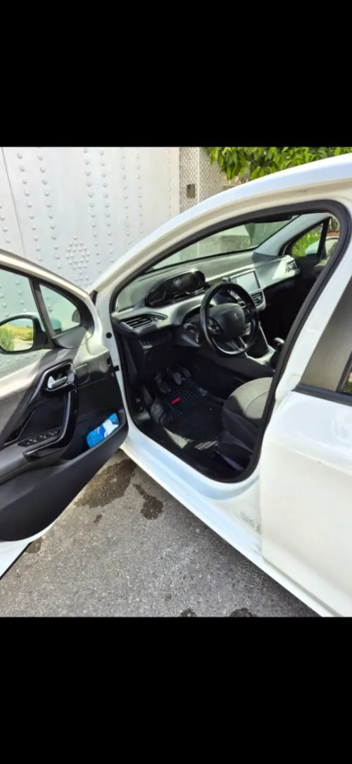 Peugeot 208 2019 Allure sans  toit panoramique