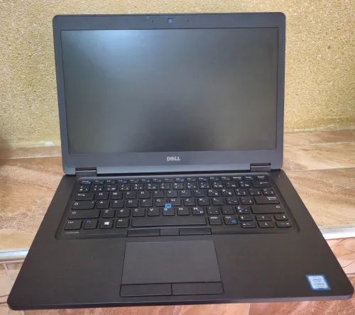 Dell 5480 i5 7300U(7e génération) venue de Canada 